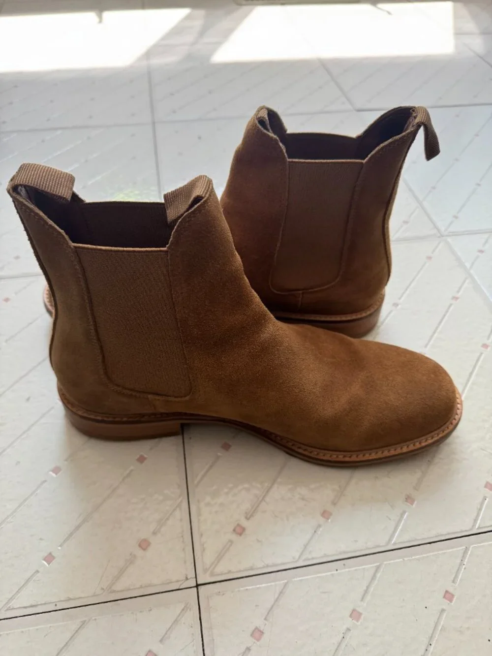 Shoe the Bear tan suede men's Chelsea boots SZ43